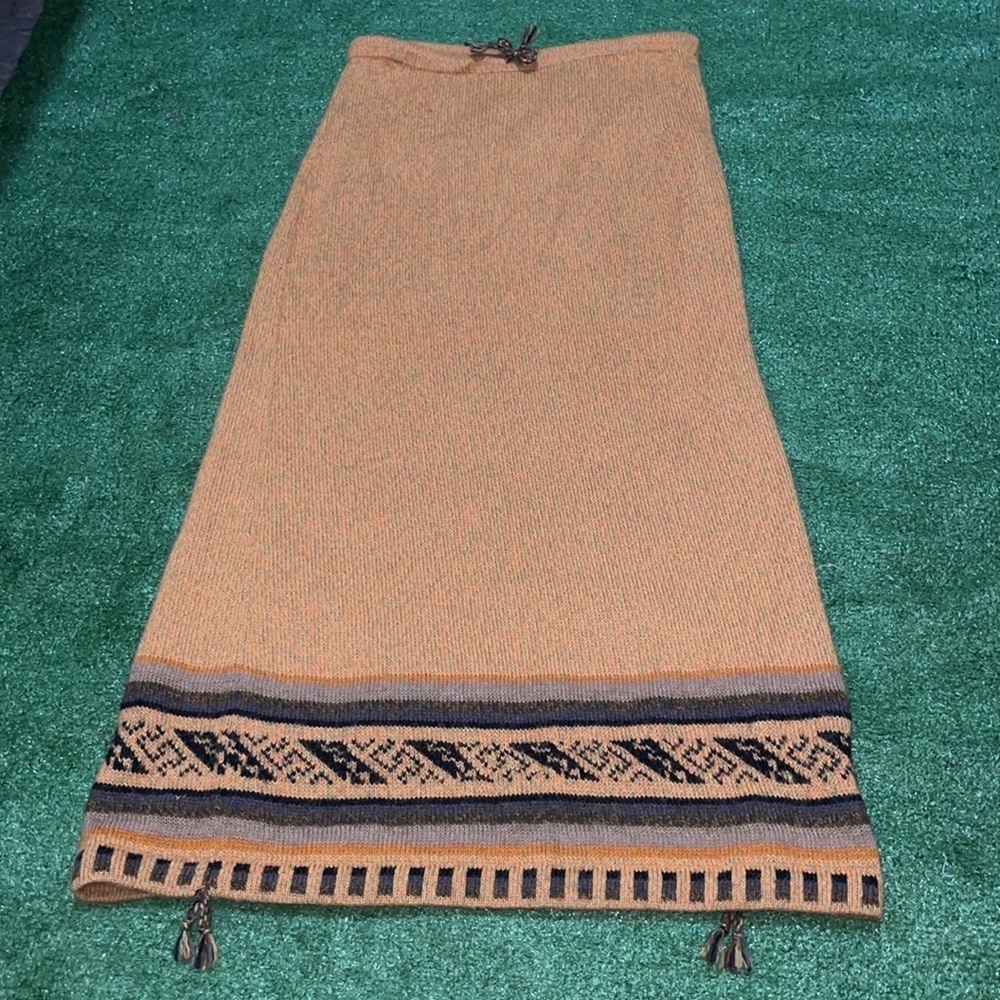 Vintage knit pencil skirt